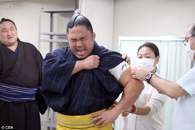 3C3ABF2900000578-4131864-image-a-134_1484741689256