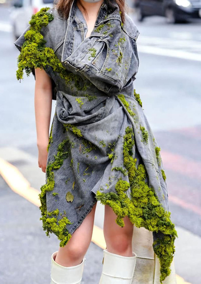 horrible-dresses-98-622761b4b07db__700 (1)