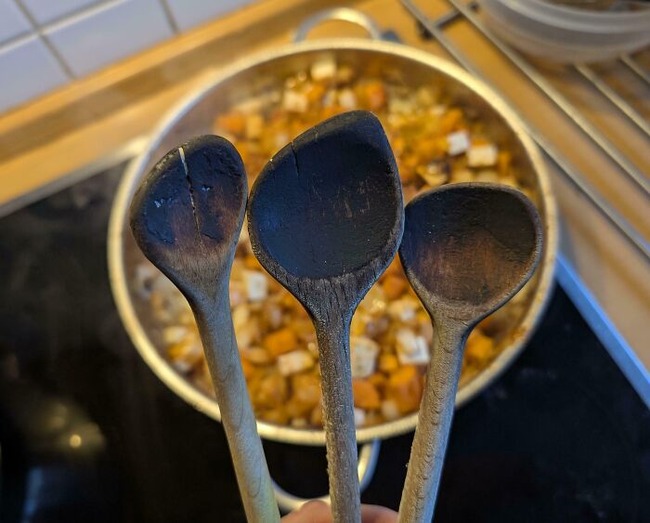 67dc2e59cdbb6_well-worn-down-things