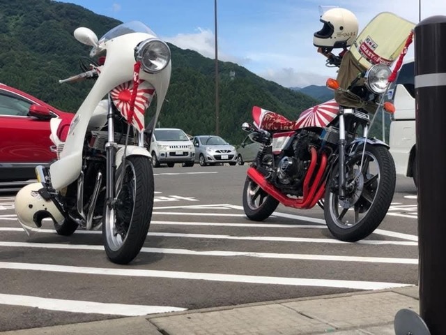 560527236_866080782420276_597717