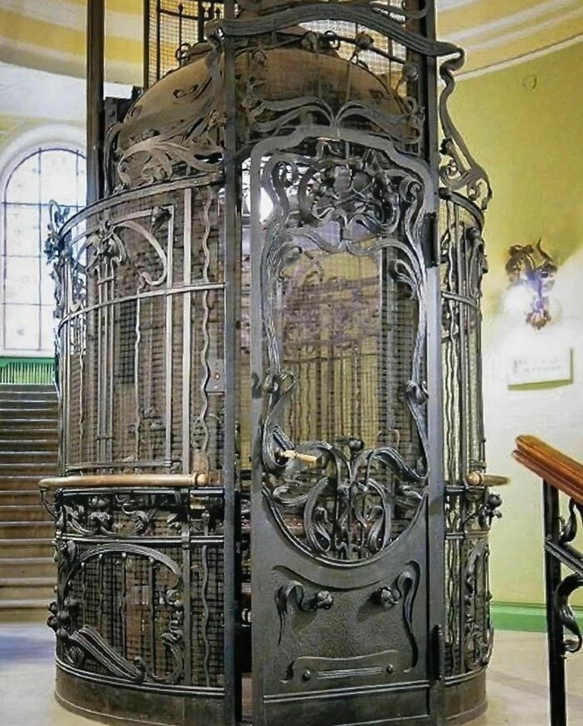 CwhxyD-rw34-png__700 (1)