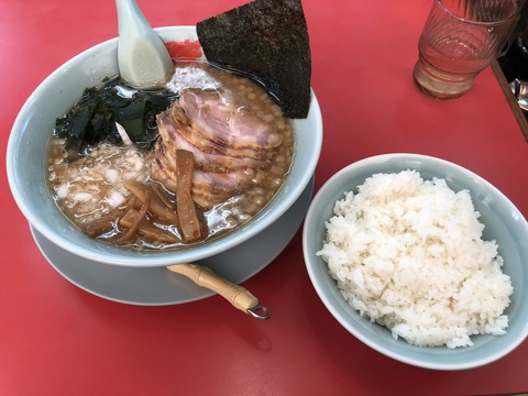 プレミアム醤油とんこつ (1)