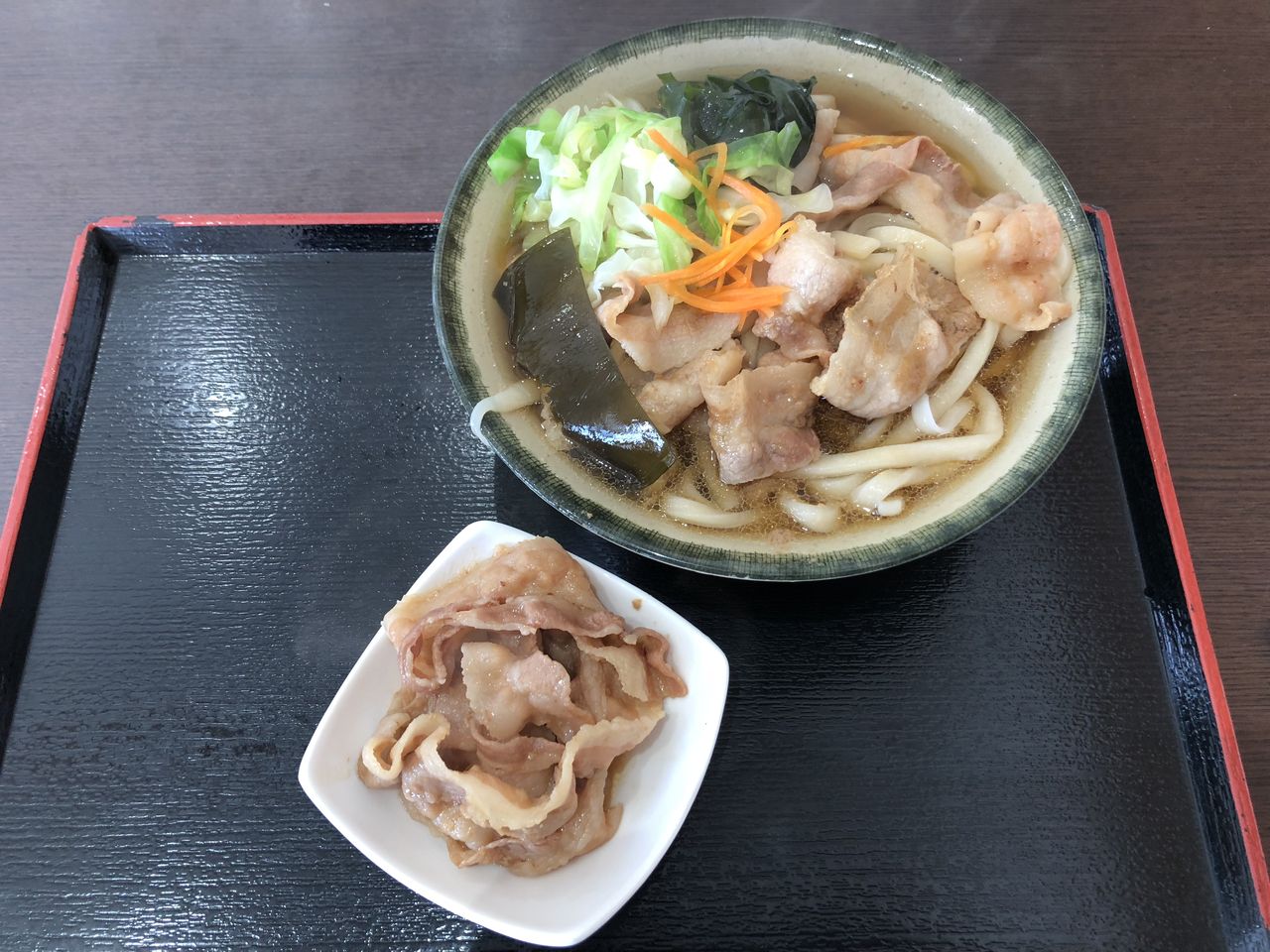 たっちゃんうどん 肉うどん 大盛り 門球麺報 モンキューメンポウ たっちゃんうどん 肉うどん 大盛り 門球麺報 モンキューメンポウ