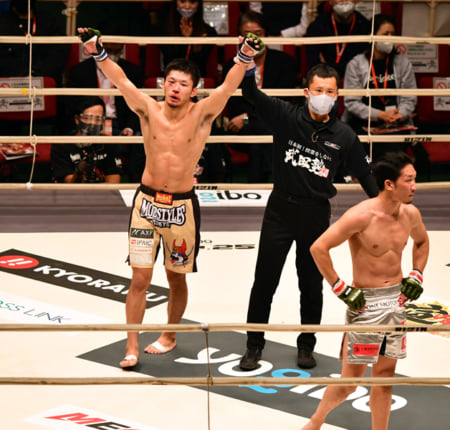 朝倉未来が敗北 斎藤裕が初代フェザー級王者に 僕のまとめ 気になる情報まとめサイト 朝倉未来が敗北 斎藤裕が初代フェザー級王者に 僕のまとめ 気になる情報まとめサイト