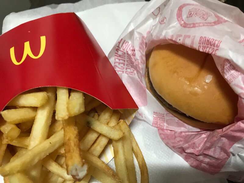 マクドナルドバリューセットとマックシェイクミルキーのままの味 ラッキーdiary マクドナルドバリューセットとマックシェイクミルキーのままの味 ラッキーdiary