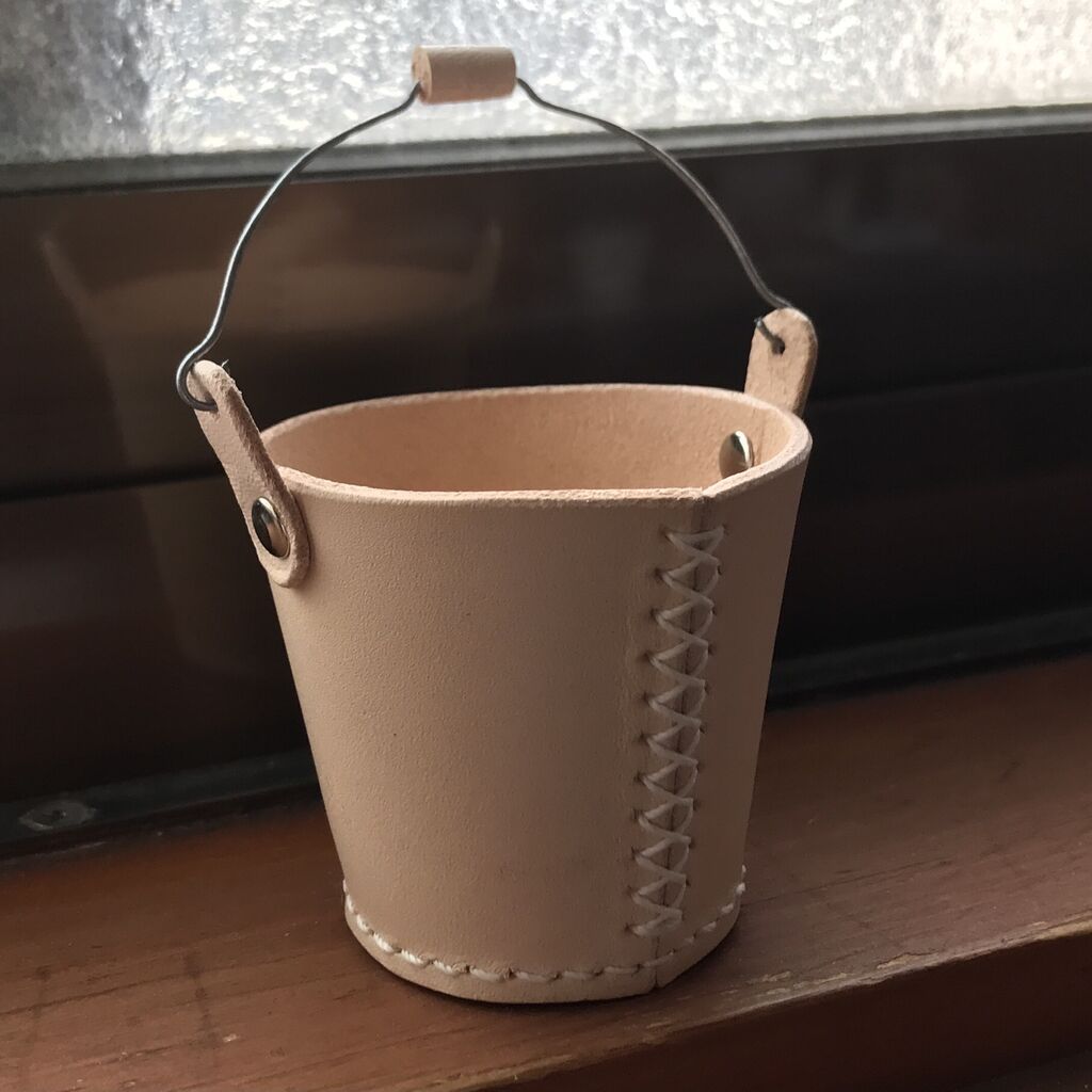 バケツの作り方 疑問点だけ 仮 レザークラフトがやりたい