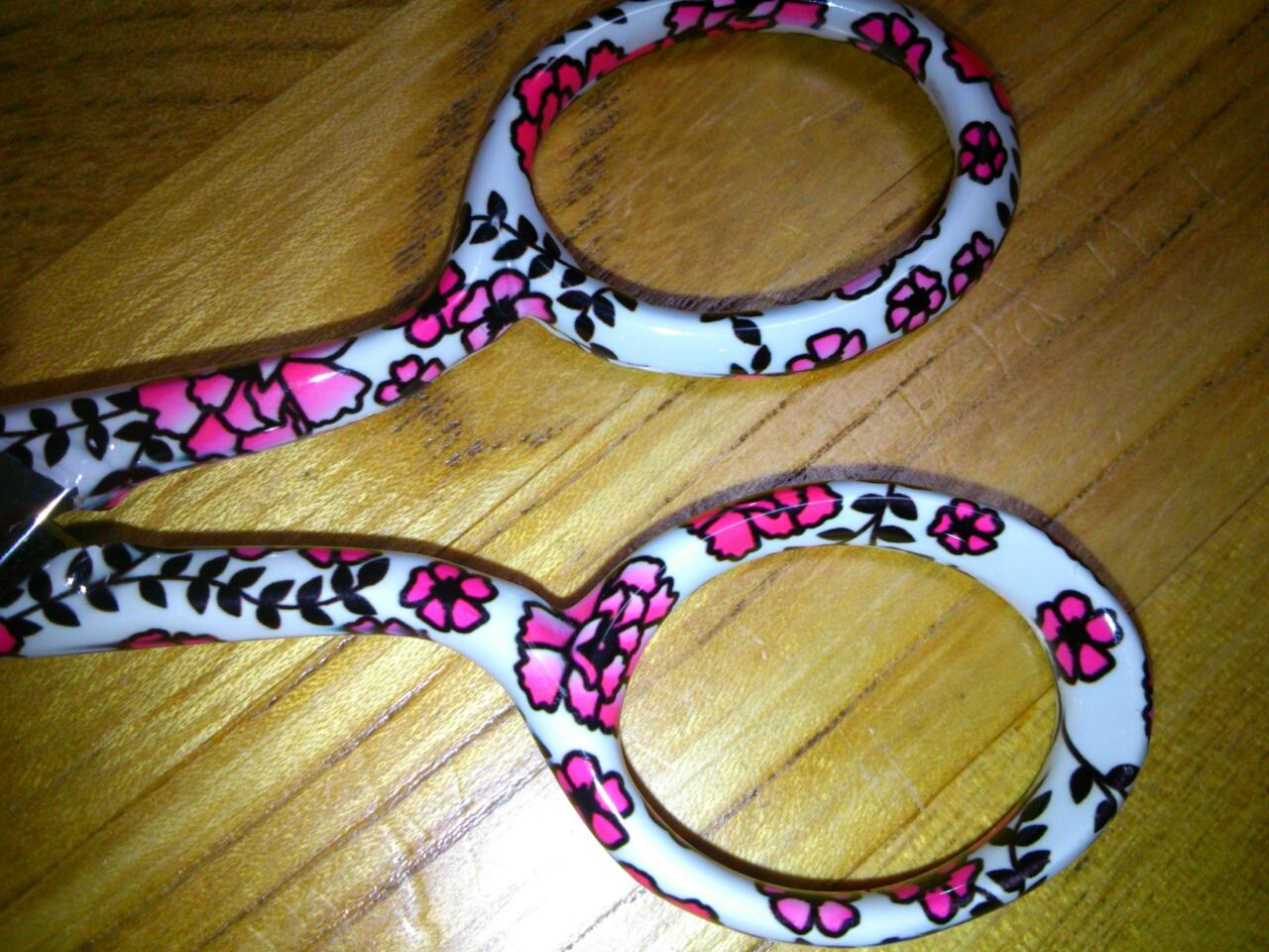 ギンガーのクラフトはさみ ゆうかママのキルト日記