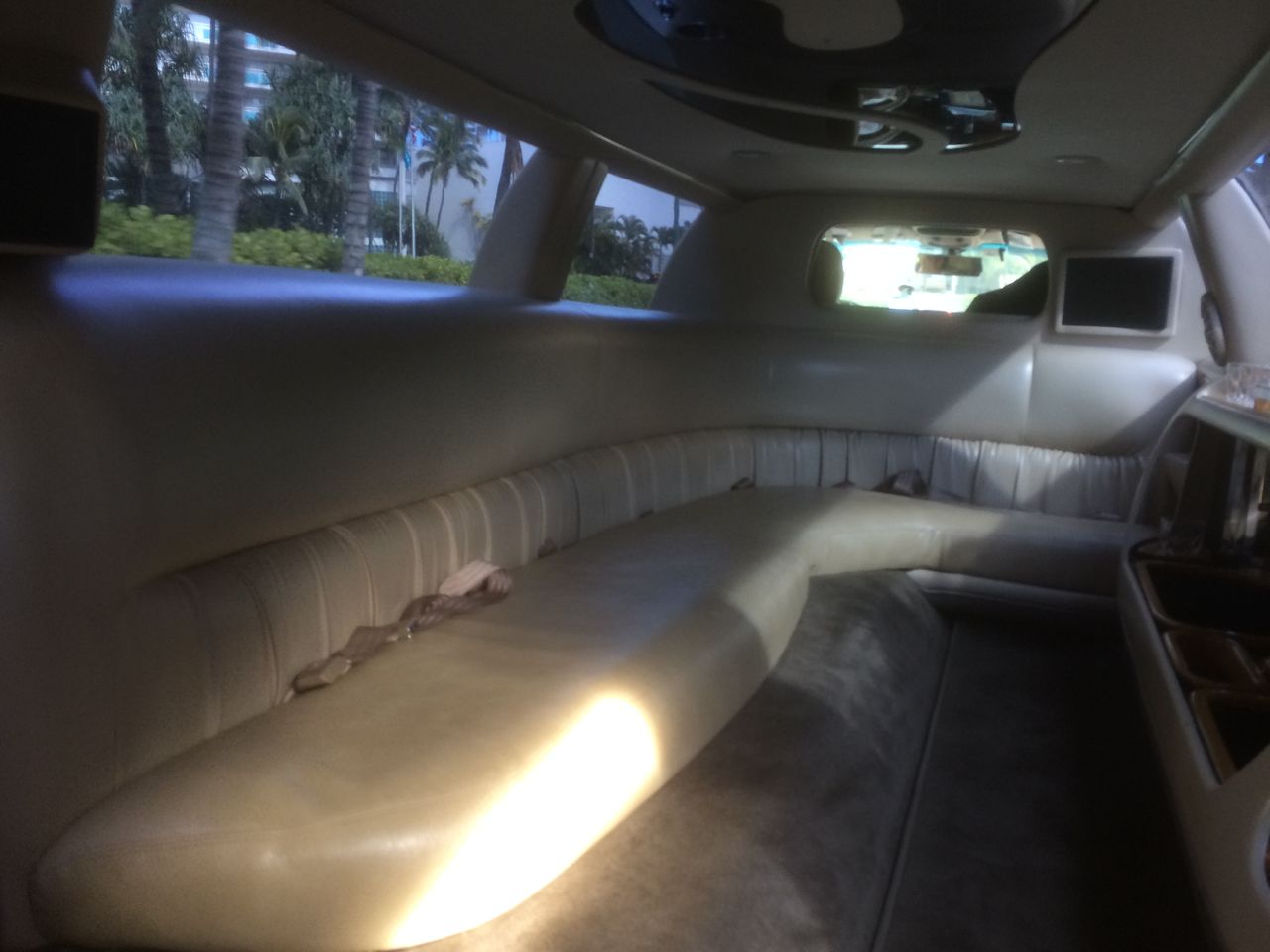 リムジンも普通のタクシーだった Aolani日和