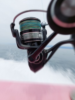 新型スピニングリール・ステルスで。 : テイルウォーク開発日記