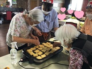 焼く