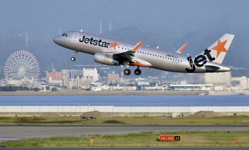 ジェットスターのストライキ急拡大、利用客の声は悲鳴「予定外の欠航に困惑」