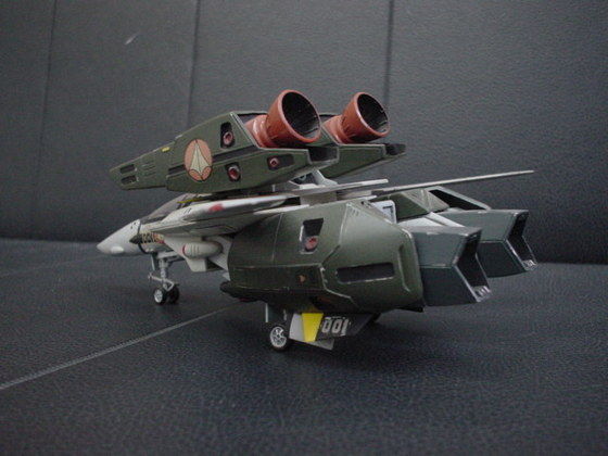 1/72イマイスーパーバルキリーファイター完成品