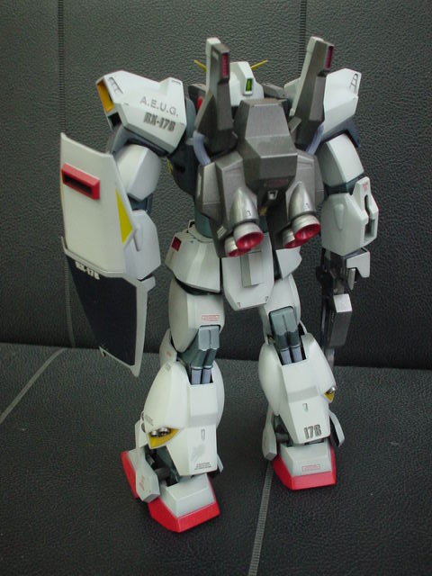 バンダイ1/100Zガンダム旧キットシリーズ : BarBerManの模型製作記