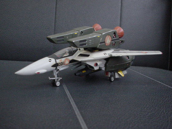 無料クーポン配布 アプリ イマイ1/72スーパーバルキリー BarBerManの模型製作記 : キャラクター