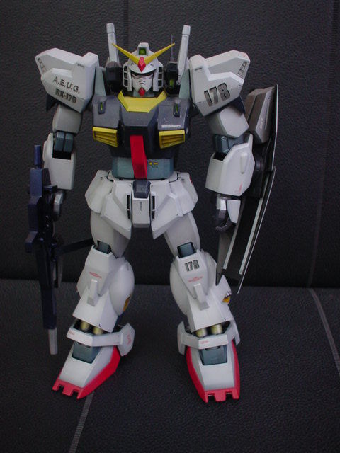 バンダイ1/100Zガンダム旧キットシリーズ : BarBerManの模型製作記
