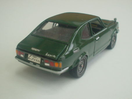 フジミ1/48トヨタカローラTE27レビン : BarBerManの模型製作記
