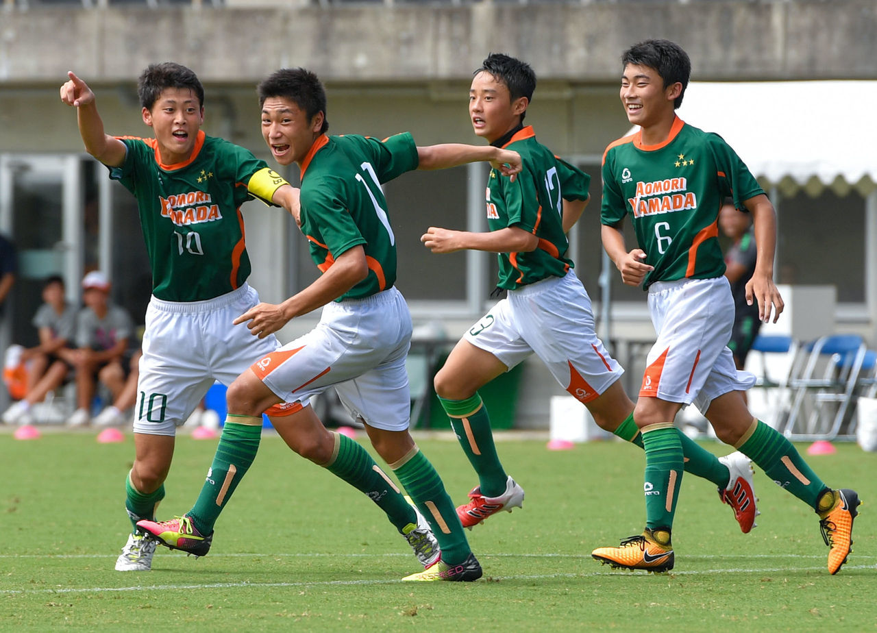平成29年度 第48回 全国中学校サッカー大会 その12 大阪中学校サッカー応援隊令和版 平成29年度 第48回 全国中学校サッカー大会 その12 大阪中学校サッカー応援隊令和版
