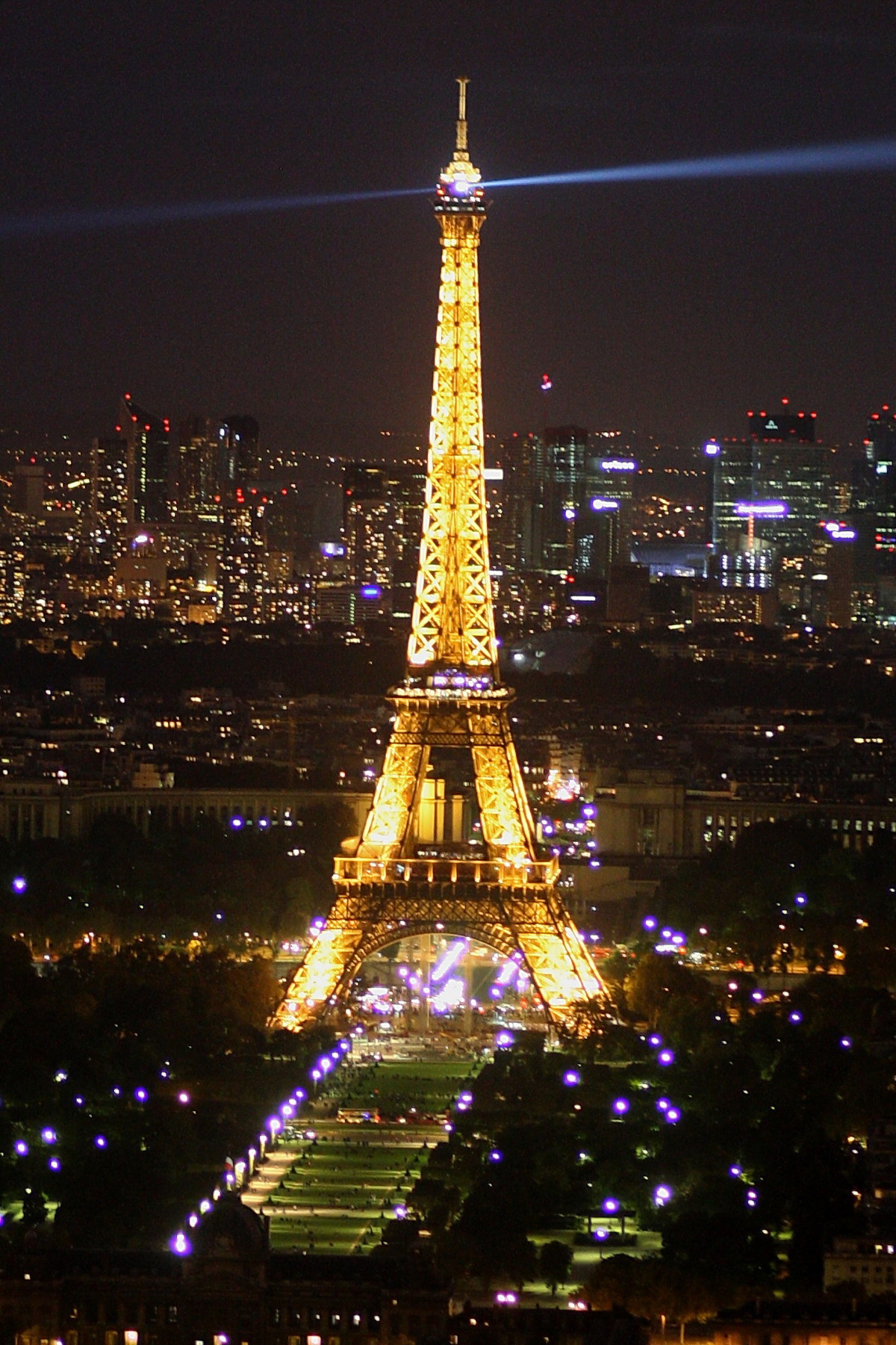 パリの夜景写真とからめてみますた ちょろろっとそれゆけ あるーりんぐぼいす