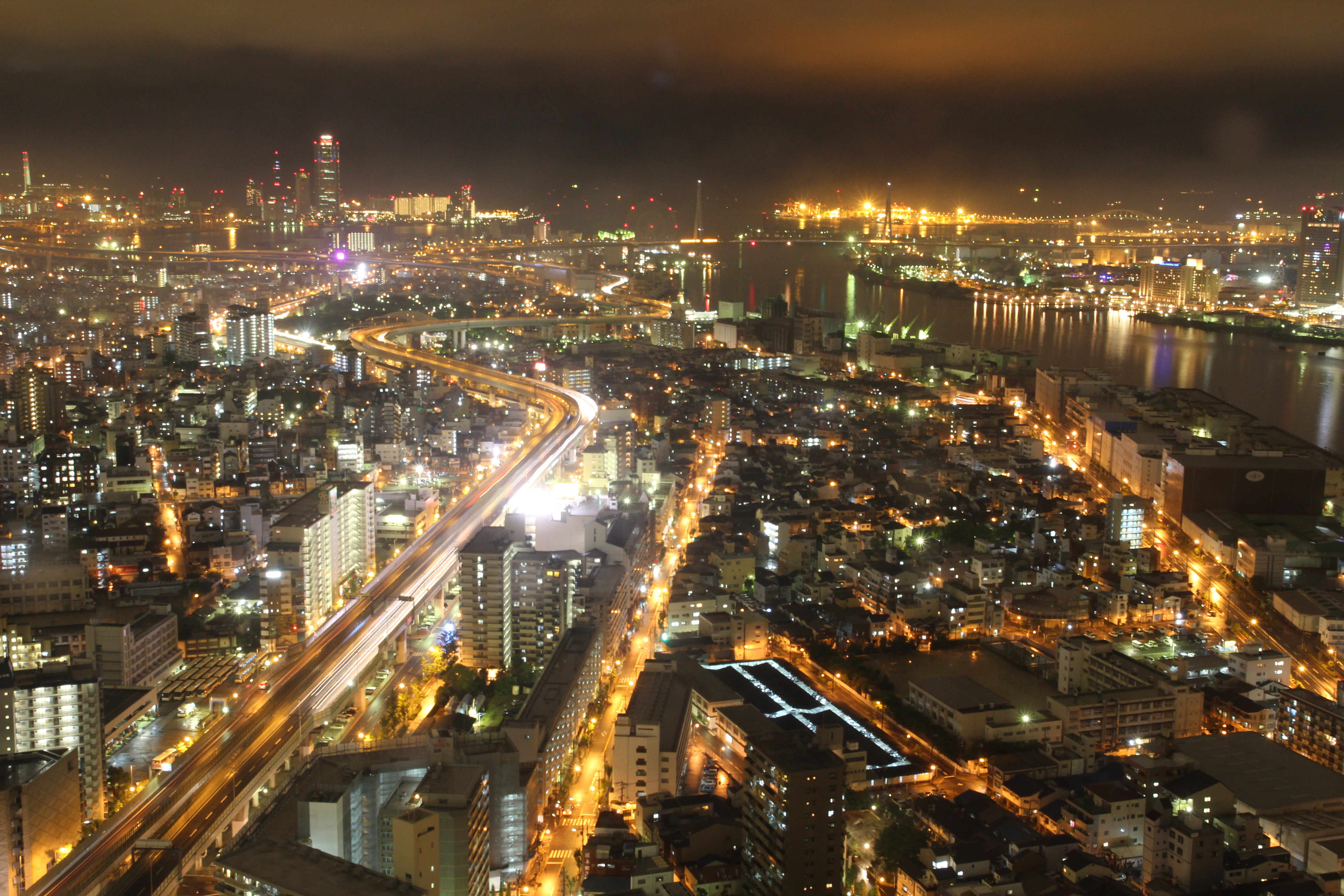 大阪 弁天町から見た天保山方面の夜景 ちょろろっとそれゆけ あるーりんぐぼいす
