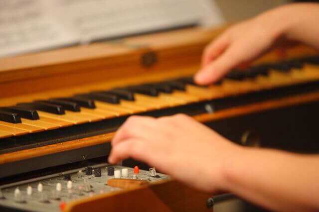 Ondes-Martenot-2 Ondes-Martenot-2