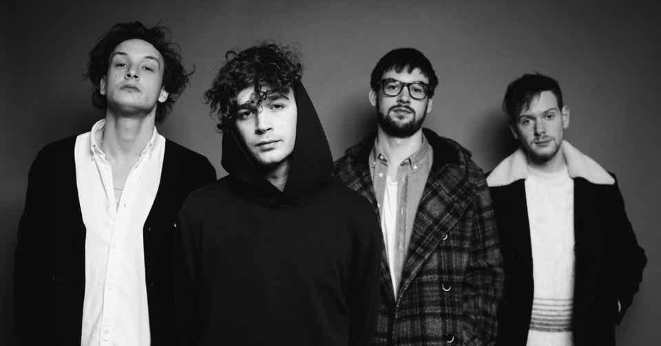 イギリスのロックバンド The 1975 が韓国 ソウルでの公演終了後の