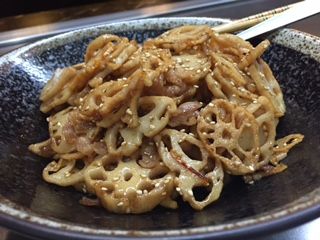 クリスマスイブです(p_-)