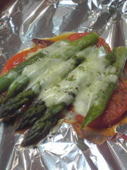 ★アスパラとトマトのチーズ焼★