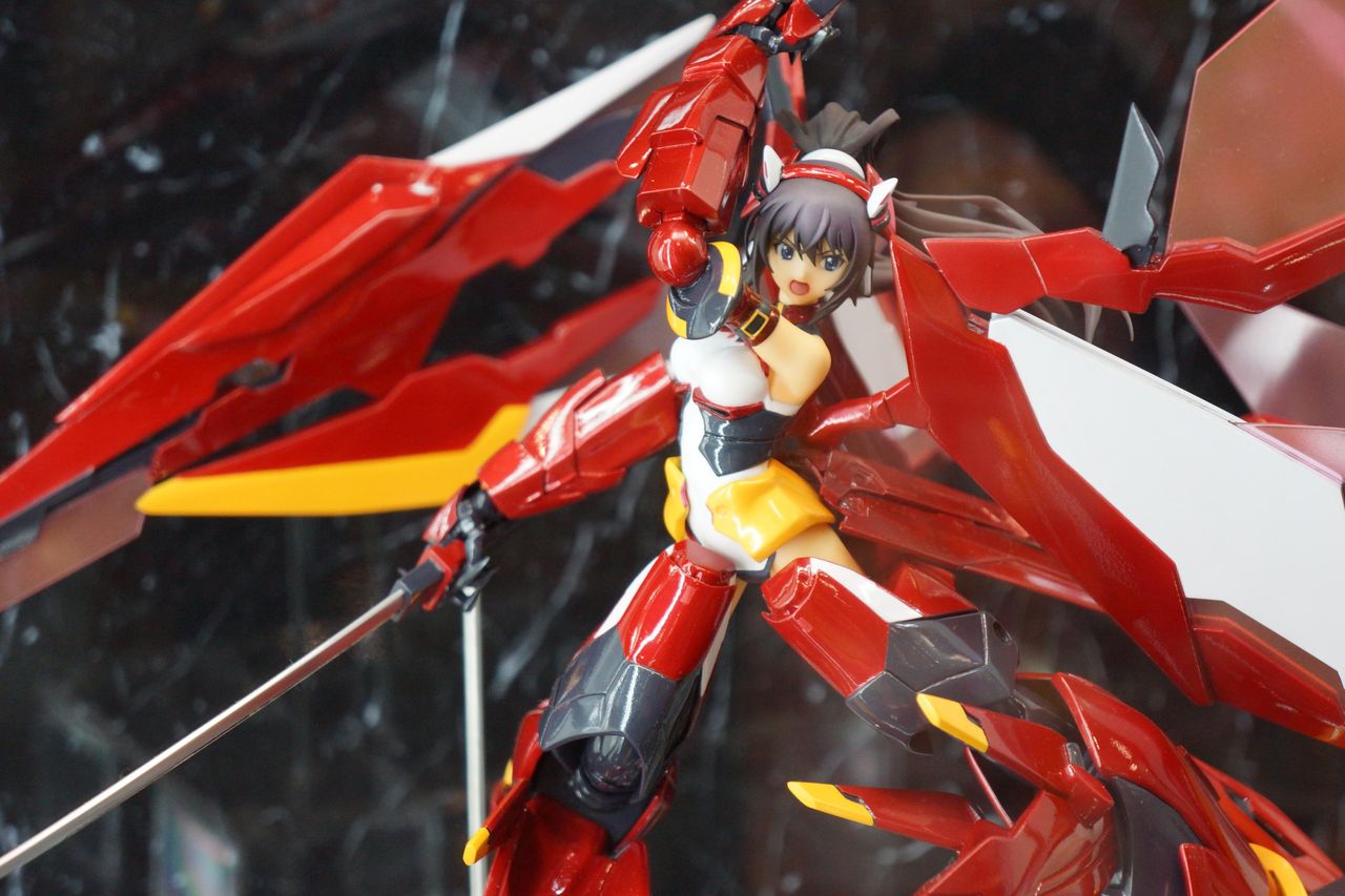 ワンフェス12 夏 あみあみブース Is インフィニット ストラトス 篠ノ之箒 紅椿 展示 アキバ探偵 尼マイク ワンフェス12 夏 あみあみブース Is インフィニット ストラトス 篠ノ之箒 紅椿 展示 アキバ探偵 尼マイク