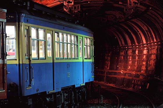 箱根登山鉄道モハ2形＠108号車 : FreeBee vol.2