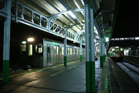 FBDF2257-33EB-4D64-8E73-283A84FD1405