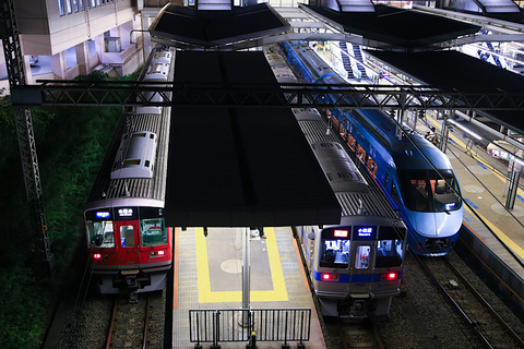 5FF32E79-A087-4476-9C53-4505ADA136E5
