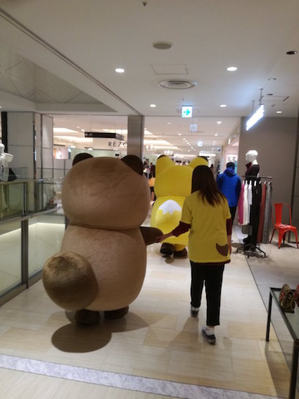 タヌキとキツネ