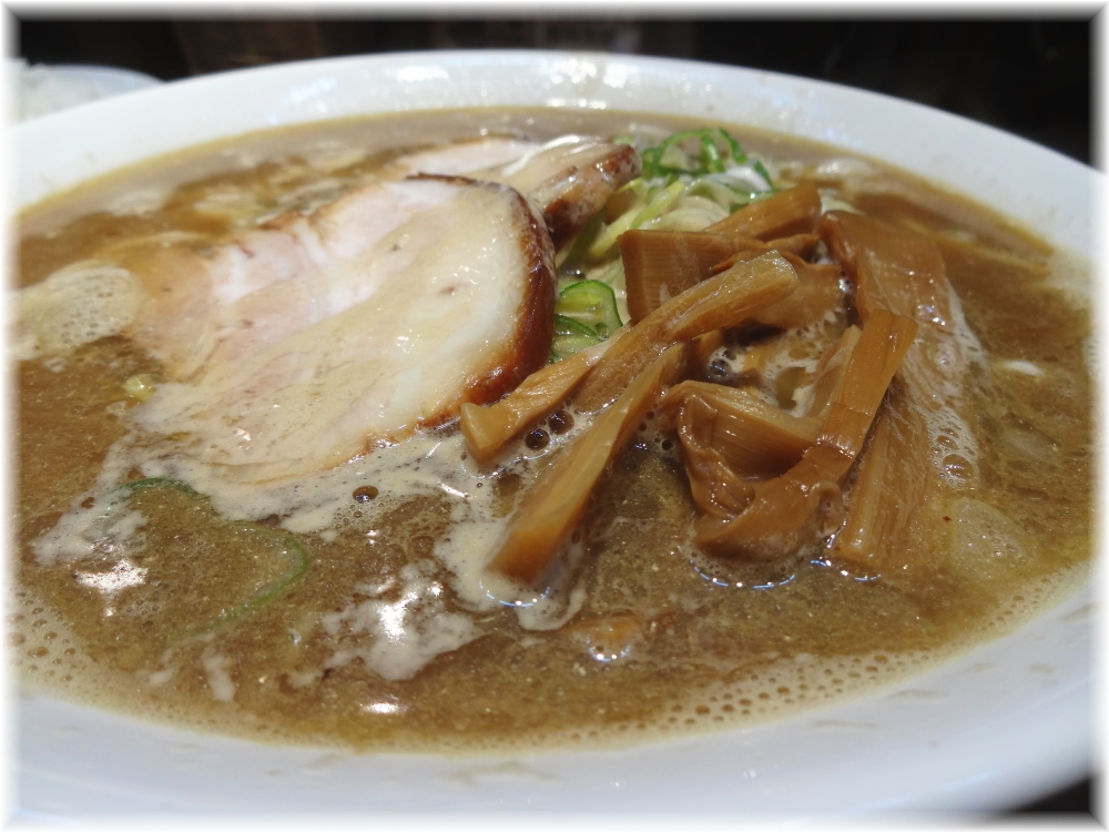 長尾中華そば 裏メニューのスープ