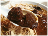 味芳斎 牛肉麺のホホ肉