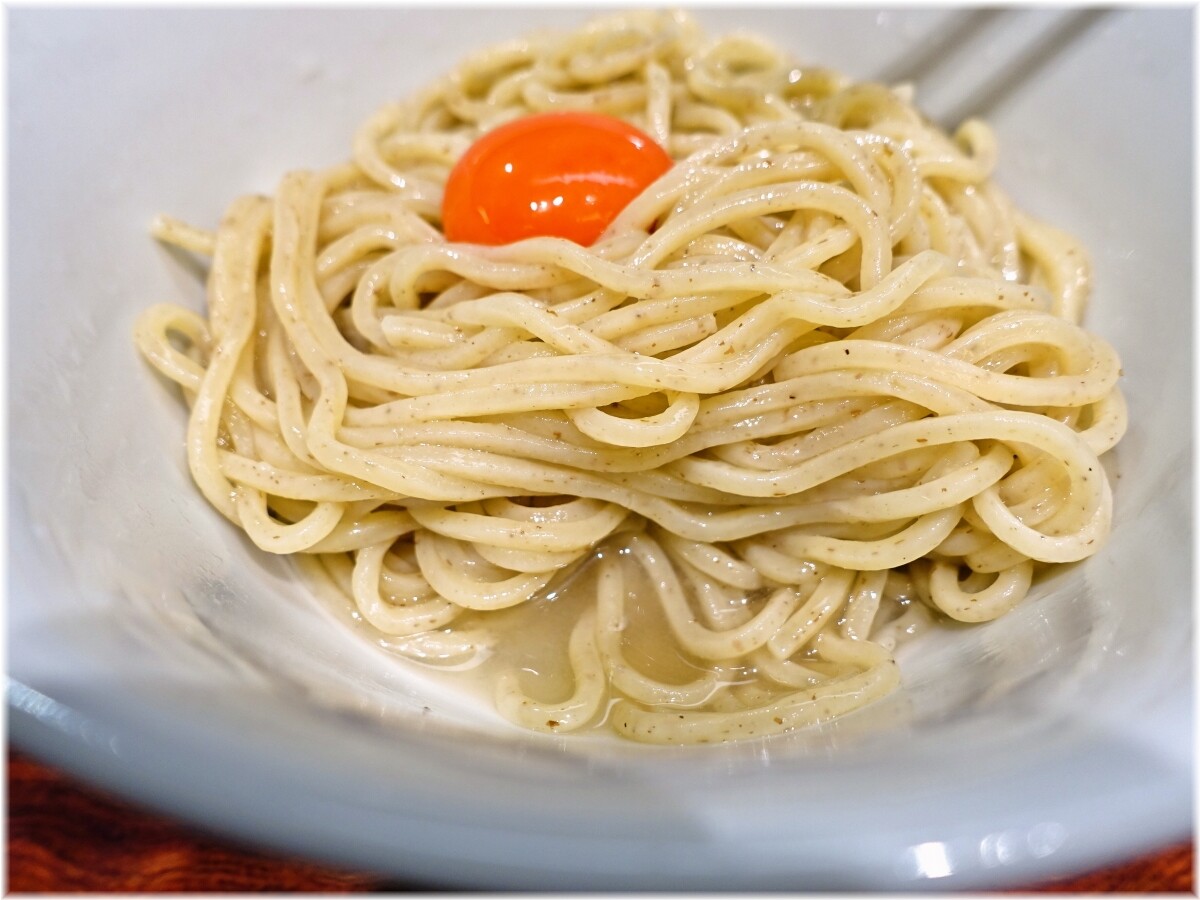 三馬路東京店 塩昆布水のTKMの塩ダレ