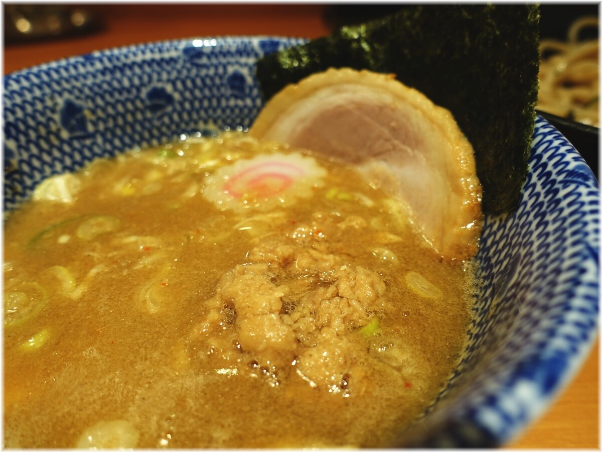 六厘舎 特製朝つけめんのつけ汁
