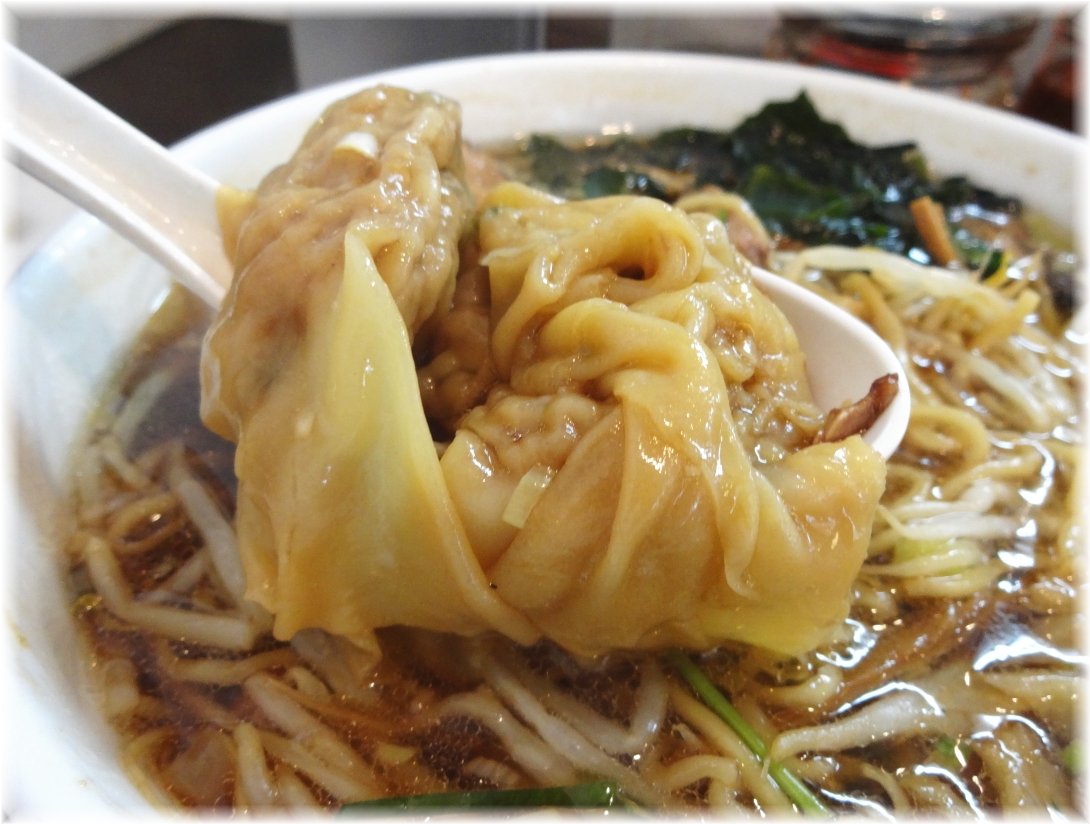 三代目味の大西 醤油チャーシューわんたん麺のわんたん
