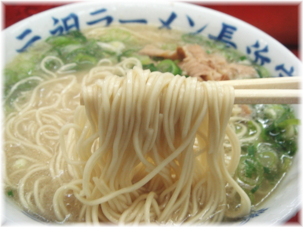 長浜家 ラーメンの麺