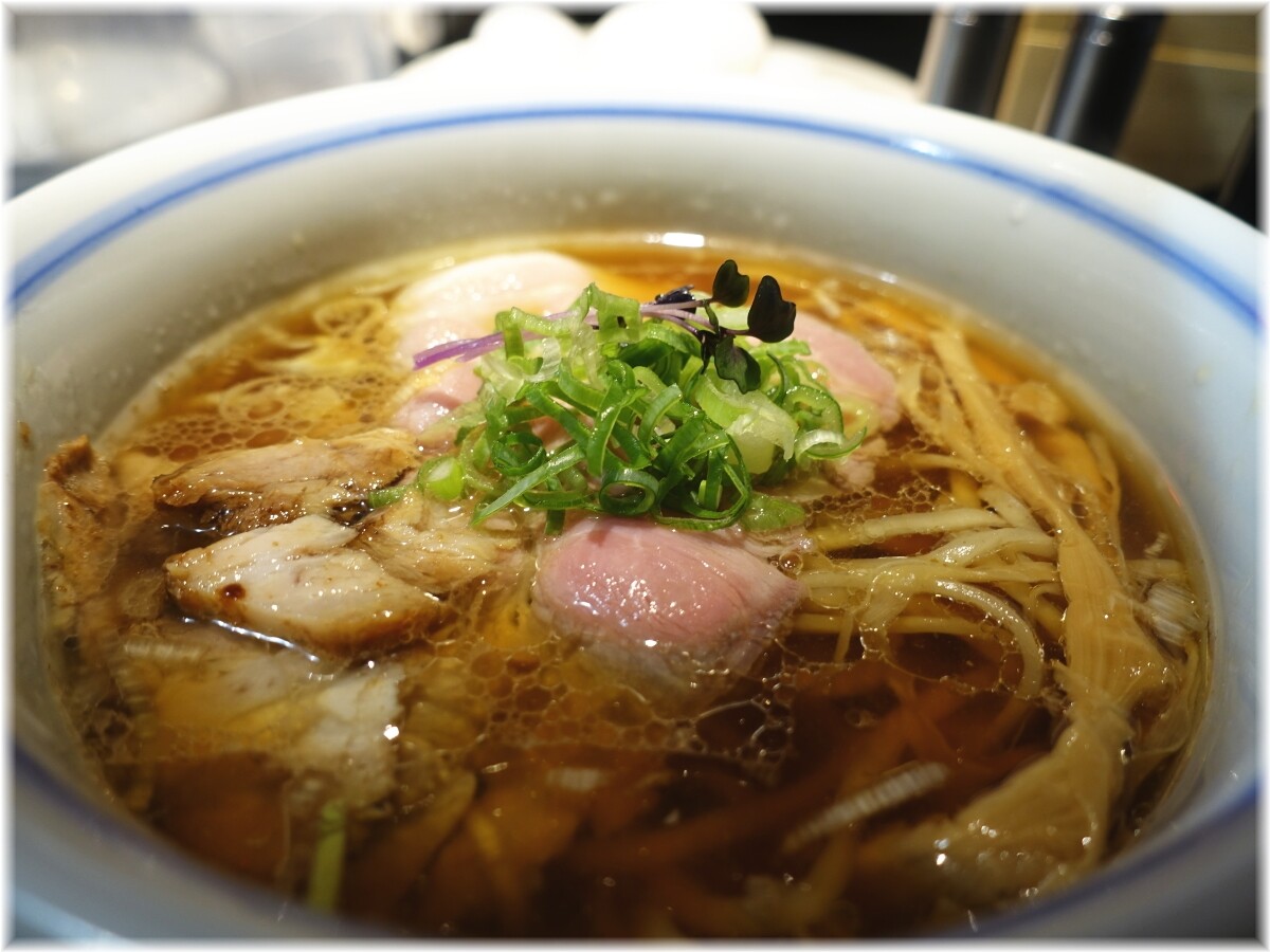 駄目な隣人 REGULAR(醤油ラーメン)の具