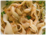 西安(XI'AN) 炸醤麺(ジャージャー麺式刀削麺)の麺