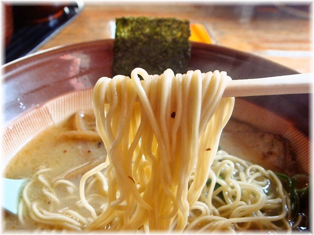 Boo 九州ラーメンの麺