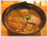 瞠 味玉ラーメン
