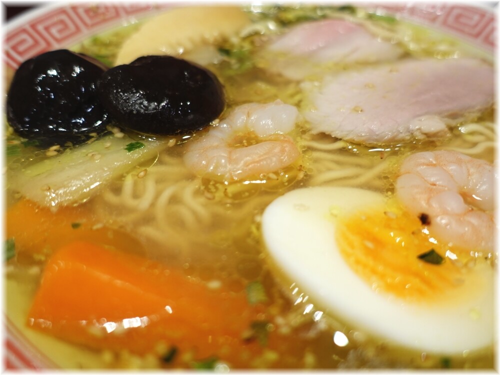 ラーメン大至 塩ラーメンの具