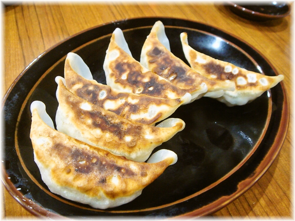 ぼたん 餃子