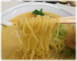 味よし 仙台駅前分店 みそラーメンの麺