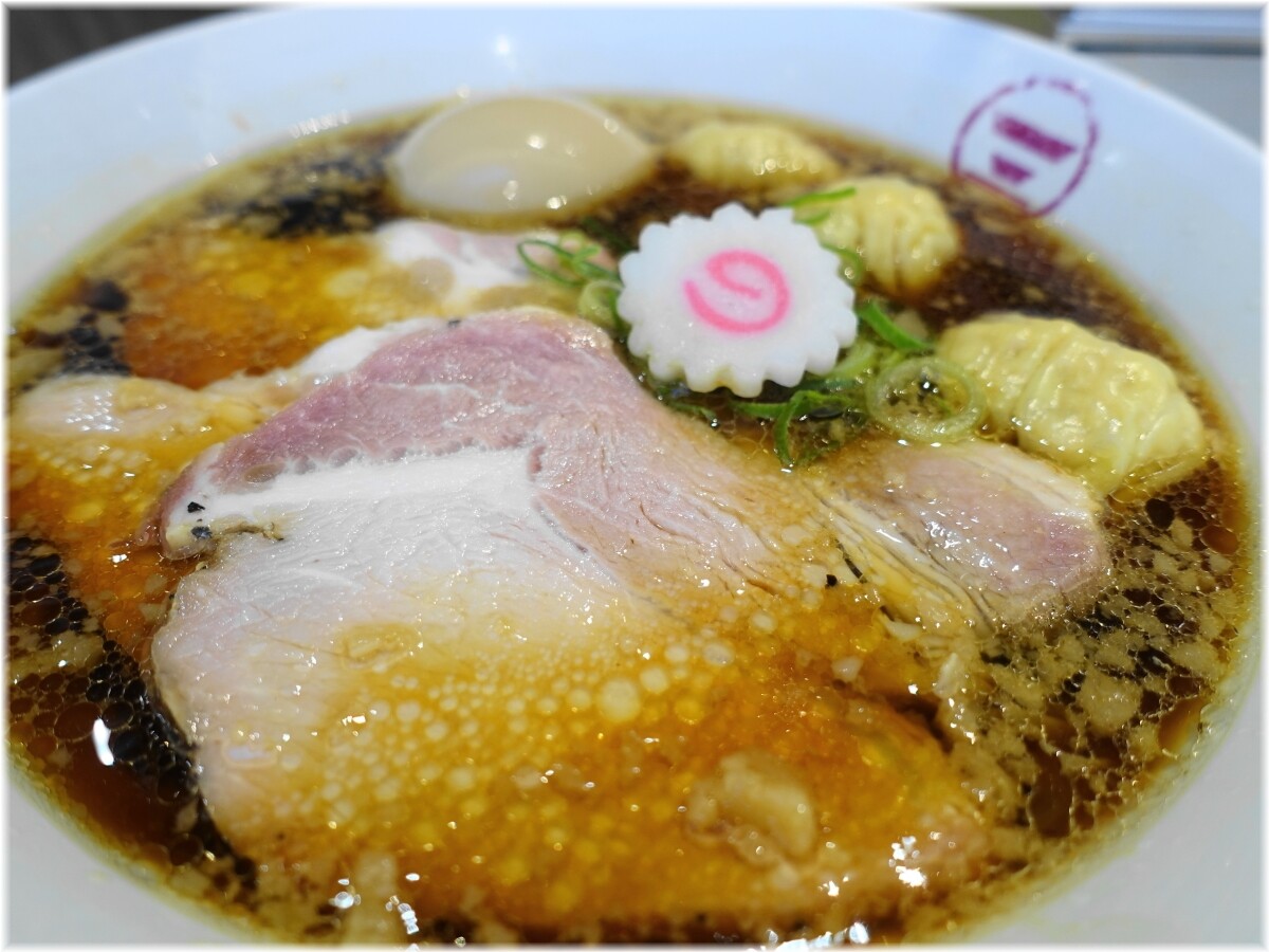 維新商店 みなとみらい店 特中華そばの具