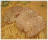 鳳凜 チャーシューと麺