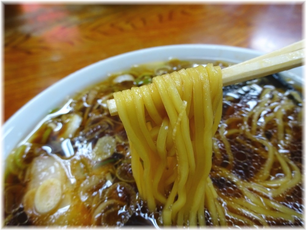 鈴屋 ラーメンの麺
