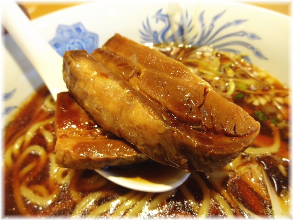 山百合 石川ブラックラーメンのチャーシュー