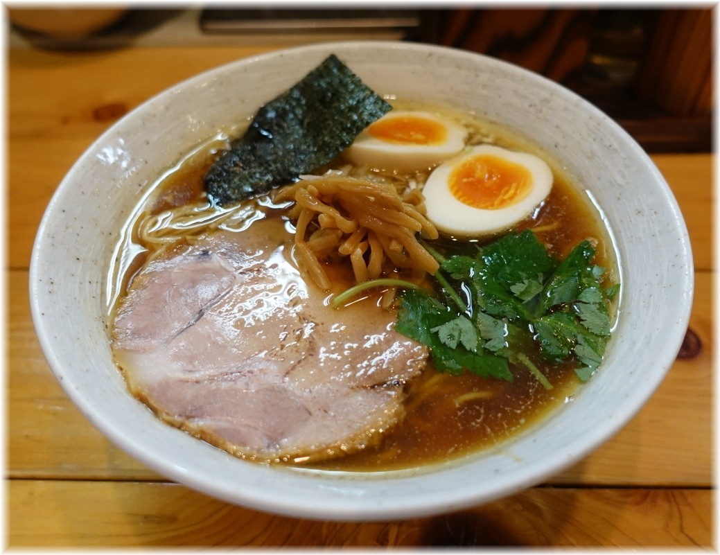 麺や そめいよしの 味玉しょうゆらーめん